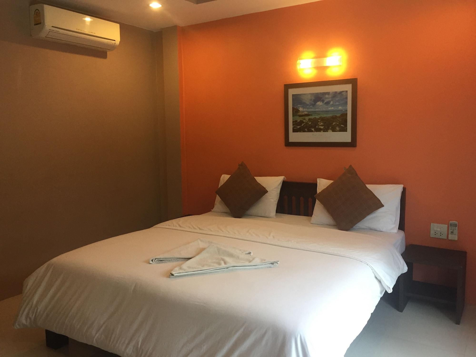 Baan Suan Ta Hotel Тау Экстерьер фото