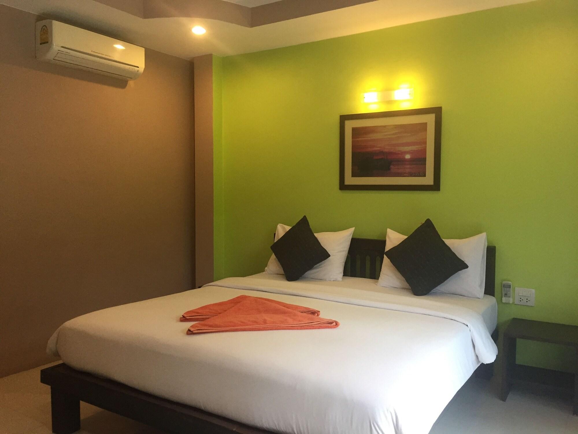 Baan Suan Ta Hotel Тау Экстерьер фото