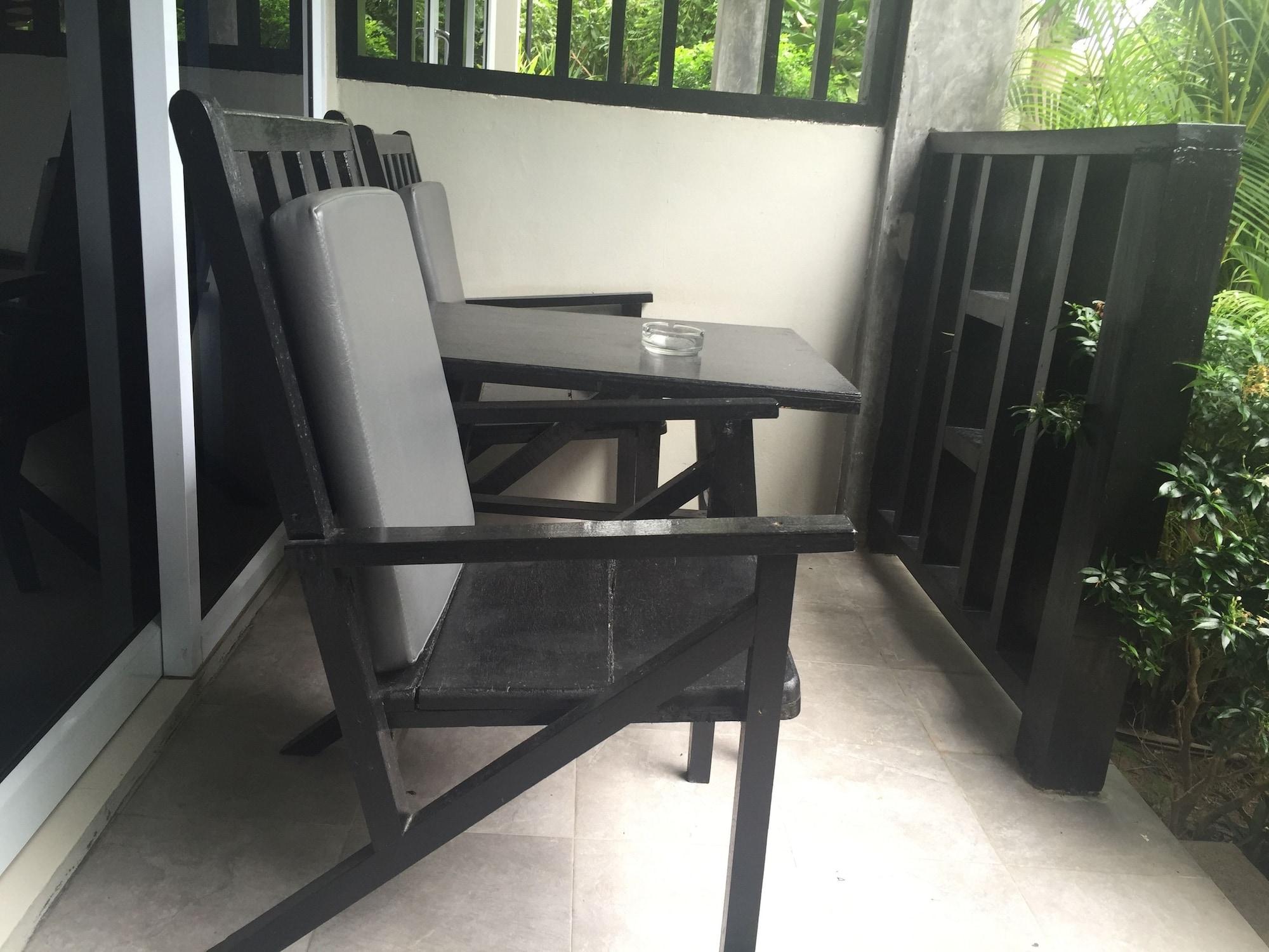 Baan Suan Ta Hotel Тау Экстерьер фото