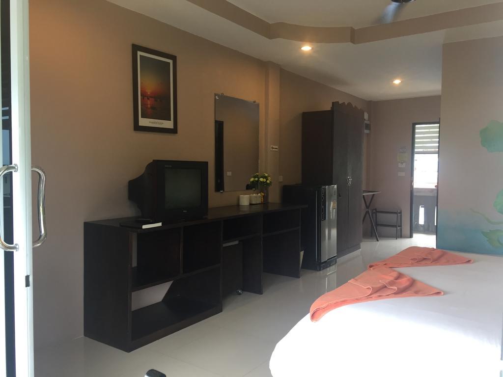 Baan Suan Ta Hotel Тау Экстерьер фото