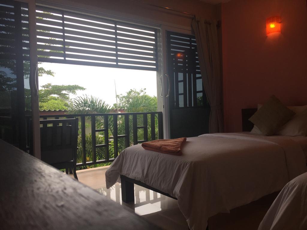 Baan Suan Ta Hotel Тау Экстерьер фото