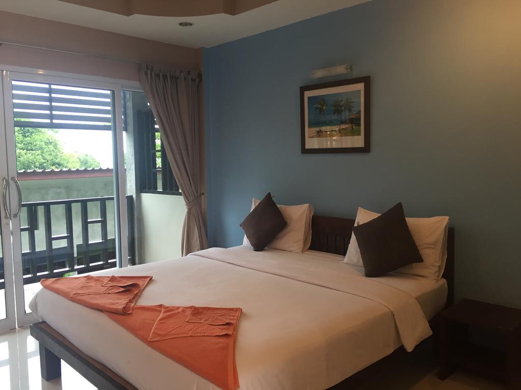 Baan Suan Ta Hotel Тау Экстерьер фото