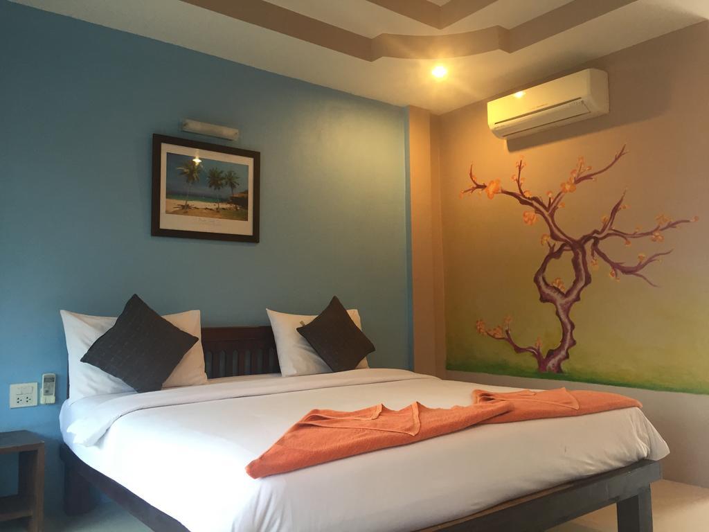 Baan Suan Ta Hotel Тау Экстерьер фото
