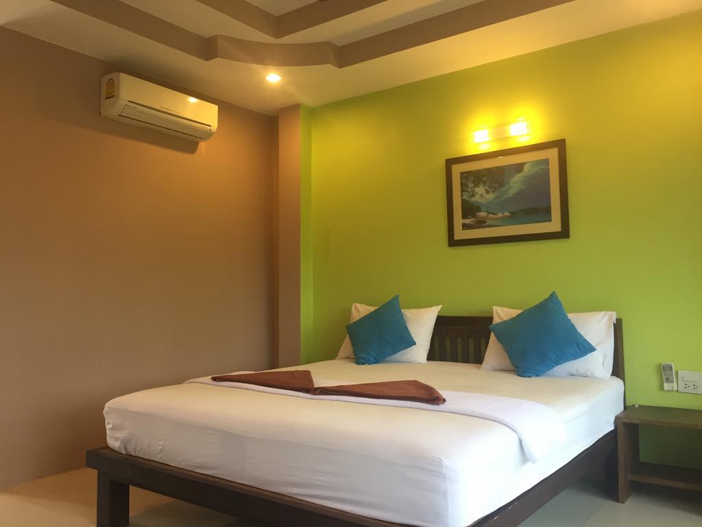 Baan Suan Ta Hotel Тау Экстерьер фото